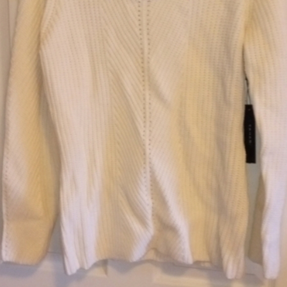 Elie Tahari Ivory Thick Cowl Neck Vintage Sweater - Size: L - Picture 3 of 3